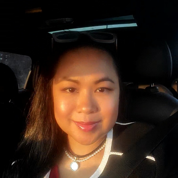 Meet your Posher, Yaya - Picture 2 of 4